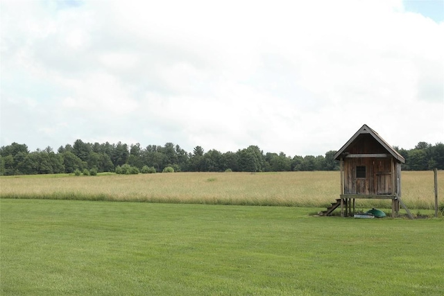 38753 Centerville Rd, Centerville, PA 16404 - view of grassy yard