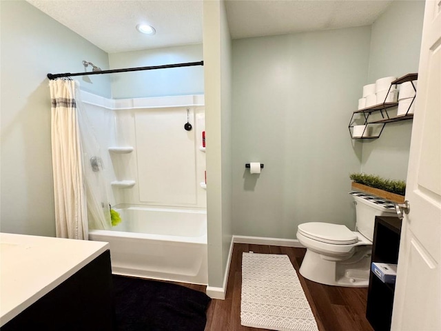 112 Willadell Rd, Pa, PA 16154 - bathroom featuring vanity, wood finished floors, shower / tub combo, and recessed lighting