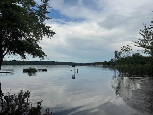 112 Willadell Rd, Pa, PA 16154 - water view