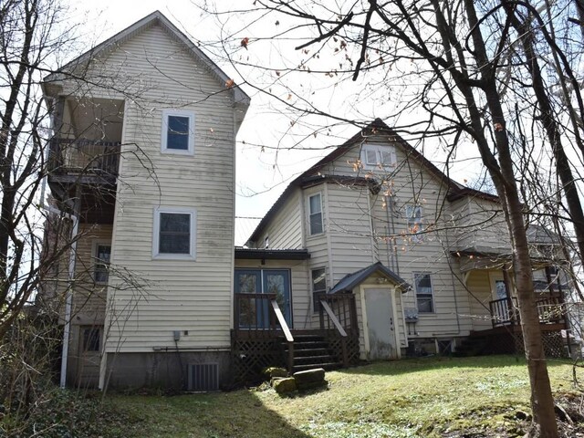 307 Walnut St, Meadville, PA 16335 - photo 4