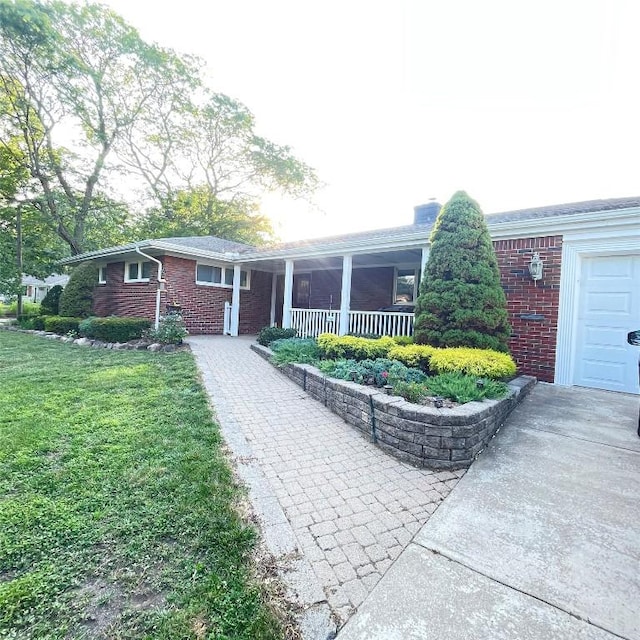548 W Gore Rd, Erie, PA 16509 - photo 1
