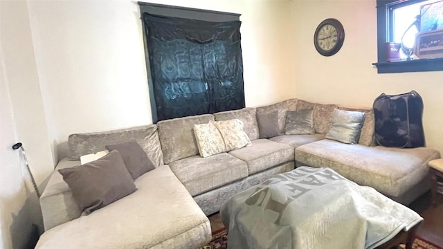 457 E 24th St, Erie, PA 16503 - view of living area