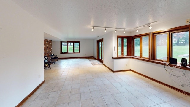 251 Wolf Point Dr, Erie, PA 16505 - photo 39