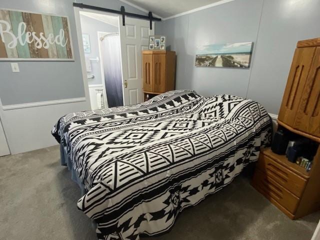 831 Douglas Dr, Erie, PA 16505 - bedroom featuring lofted ceiling, carpet, and a barn door