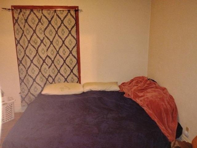 443 E 27 Th St, Erie, PA 16504 - bedroom featuring carpet flooring