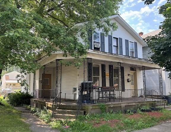 417 W 17th St, Erie, PA 16502 - view of front of home featuring a porch