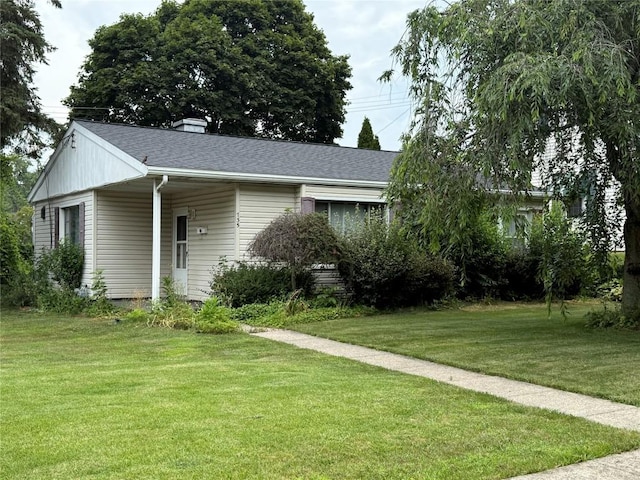 735 Napier Ave, Erie, PA 16511 - photo 1