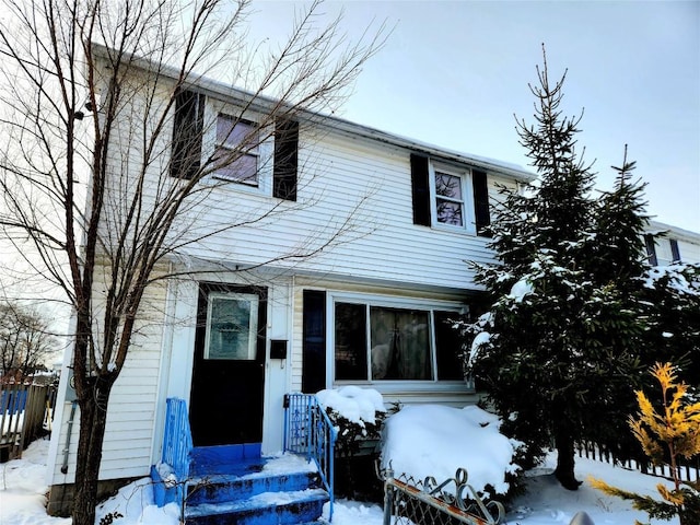 view of front of home