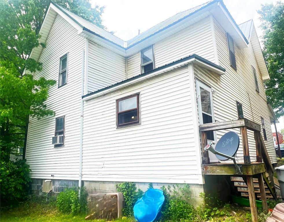 312-3121/2 Arch St, Meadville, PA 16335 - photo 2