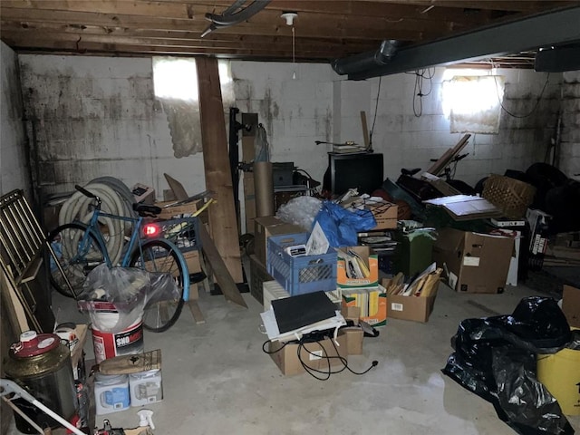 4015 Longview Ave, Erie, PA 16510 - view of basement