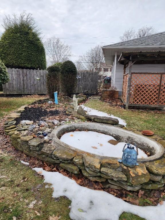 view of yard with fence