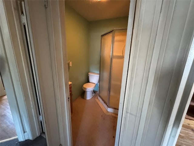 bathroom featuring toilet