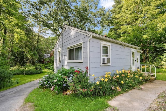 6750 W Ridge Rd, Fairview, PA 16415 - view of side of property featuring cooling unit