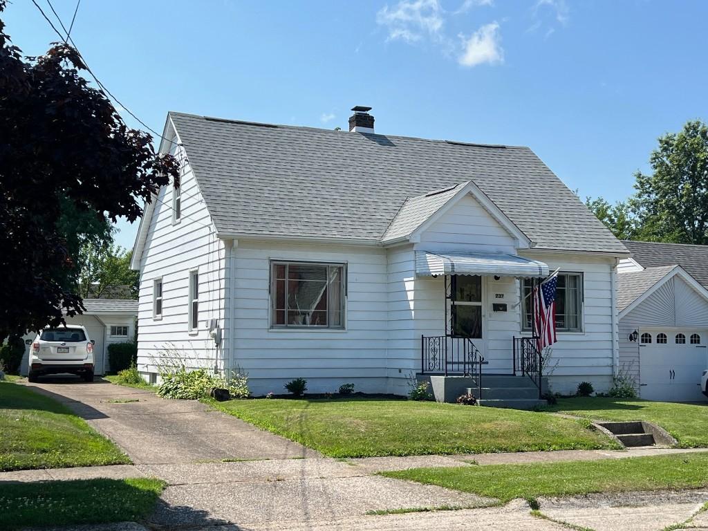 737 E 32nd St, Erie, PA 16504 - photo 1