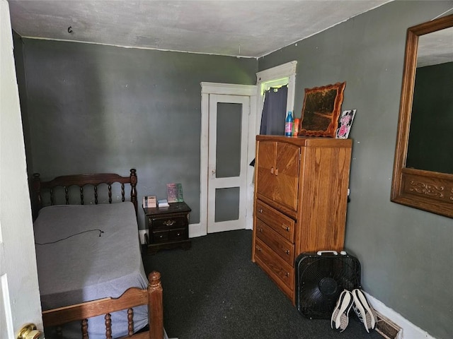 520 E 2nd St, Erie, PA 16507 - view of carpeted bedroom