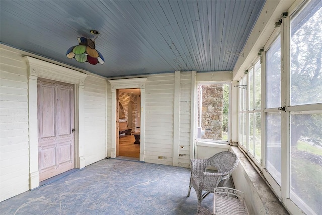 view of sunroom / solarium