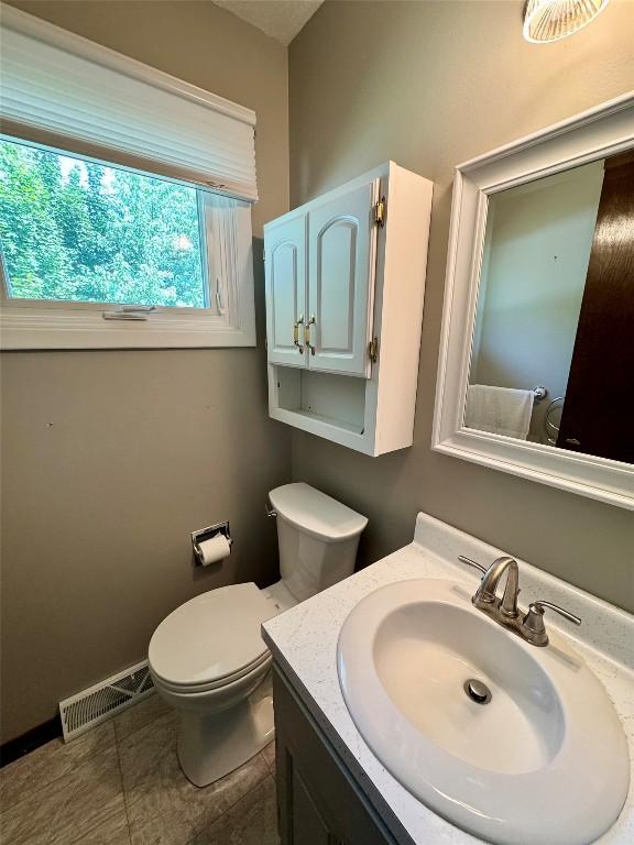3270 W 11th St, Erie, PA 16505 - photo 17