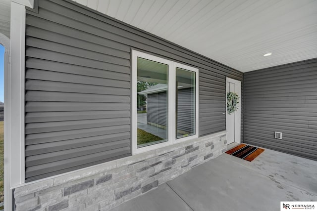 611 Pine St, Greenwood, NE 68366