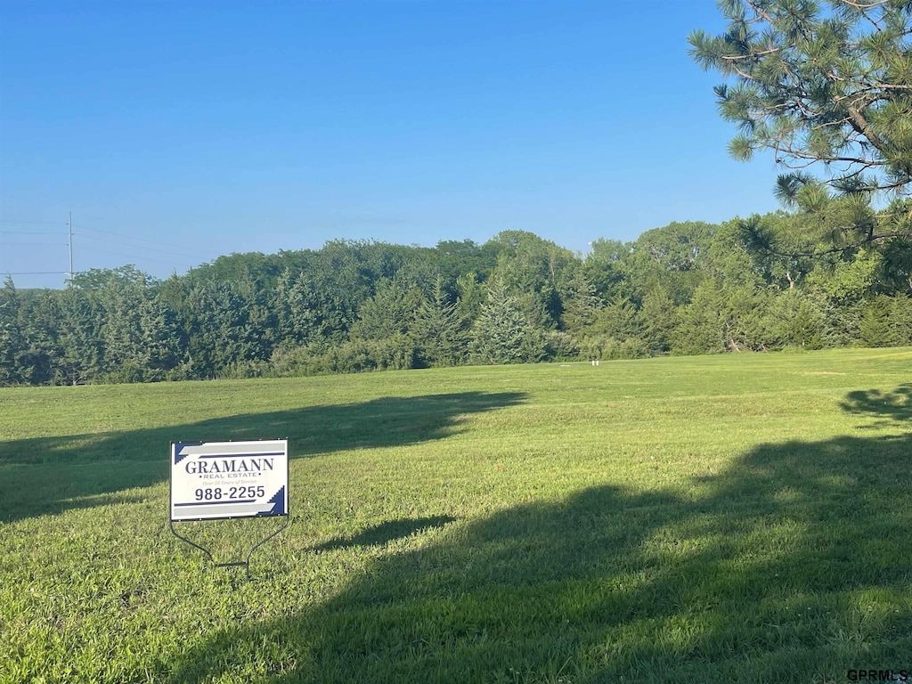 7130 N Lakeside Ln, Adams, NE 68301