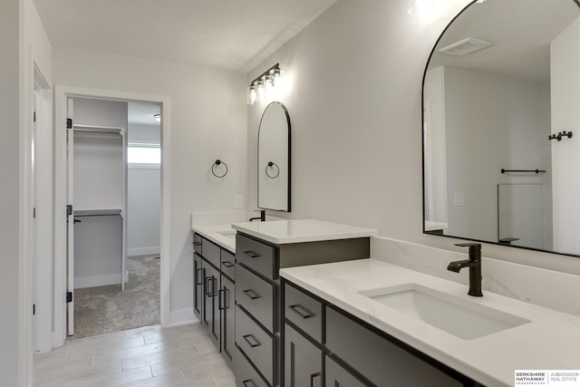 bathroom with vanity