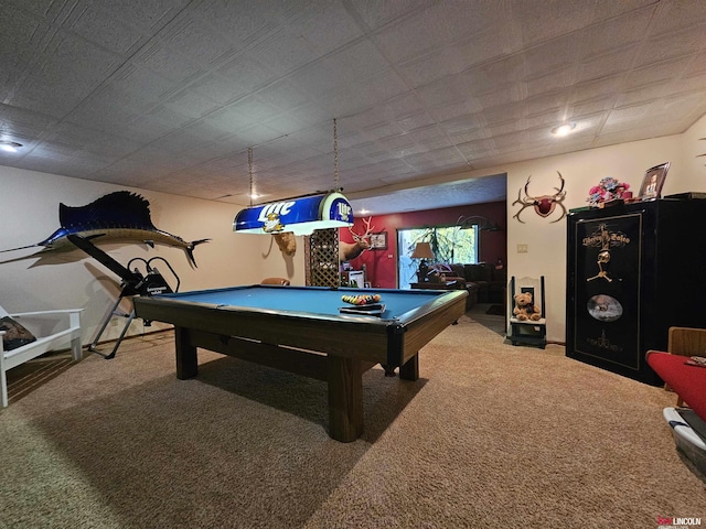 playroom with carpet and billiards