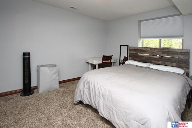 view of carpeted bedroom