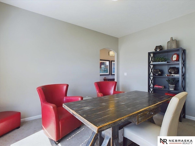 dining room with carpet