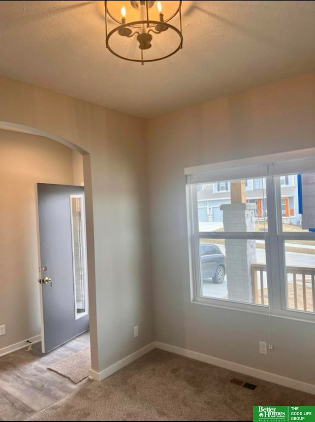 view of carpeted spare room