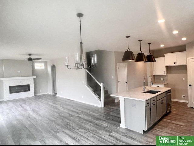8701 N 177th St, Bennington, NE 68007 - kitchen with a sink, ceiling fan, dishwasher, baseboards, and recessed lighting