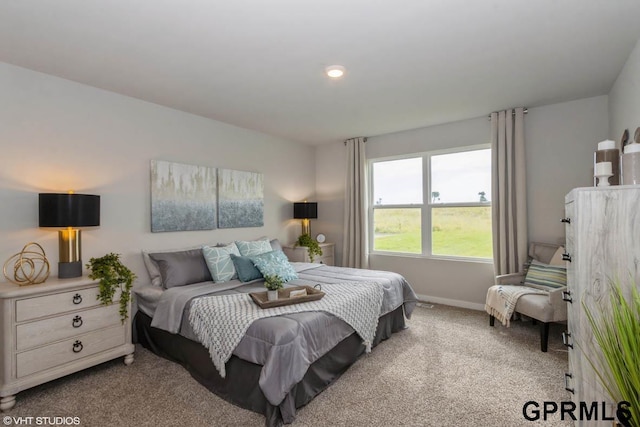 bedroom featuring carpet floors