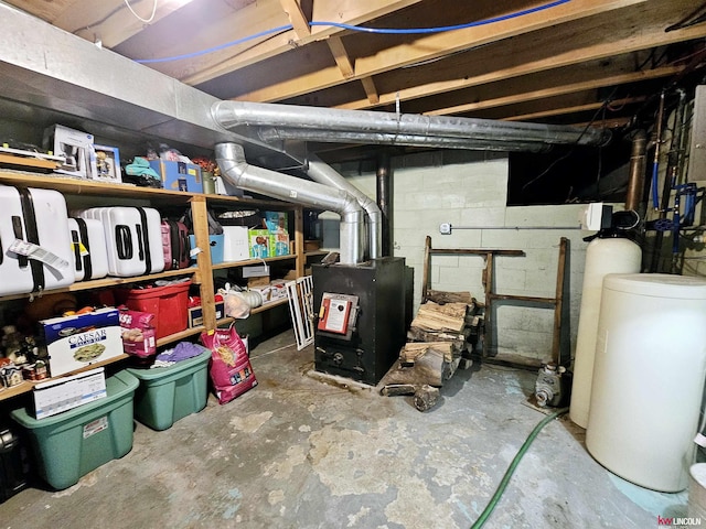 view of unfinished basement