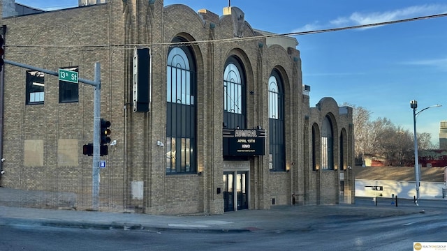 view of building exterior