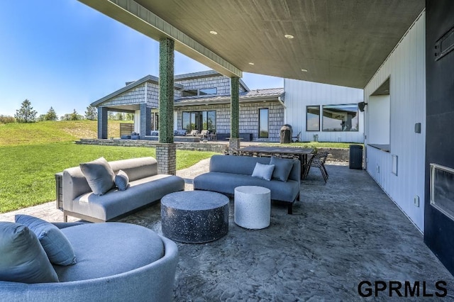 view of patio / terrace featuring an outdoor hangout area