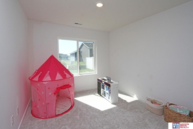 playroom with carpet flooring