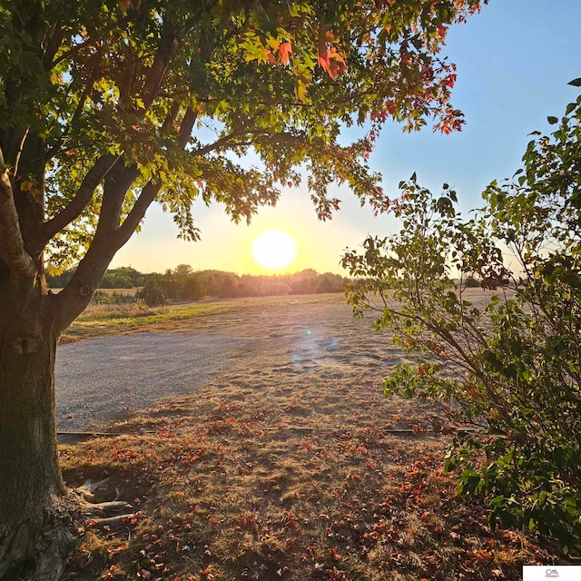 water view featuring a rural view