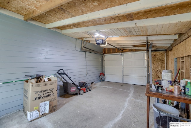 7336 S 71st Ave, Omaha, NE 68128 - garage featuring a garage door opener