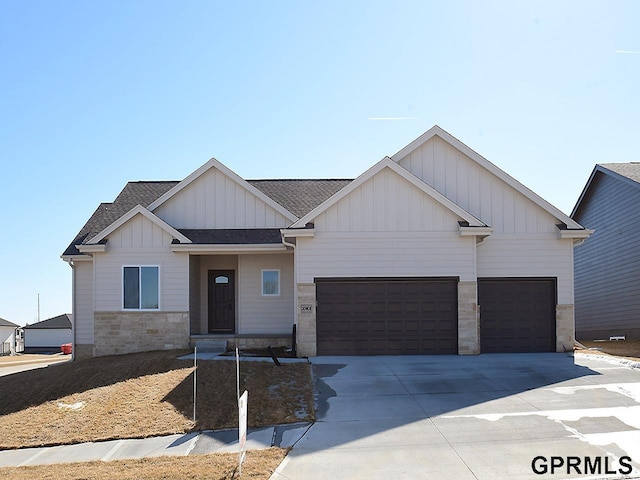 craftsman-style home featuring a garage