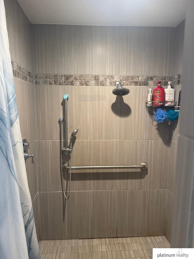 bathroom featuring walk in shower