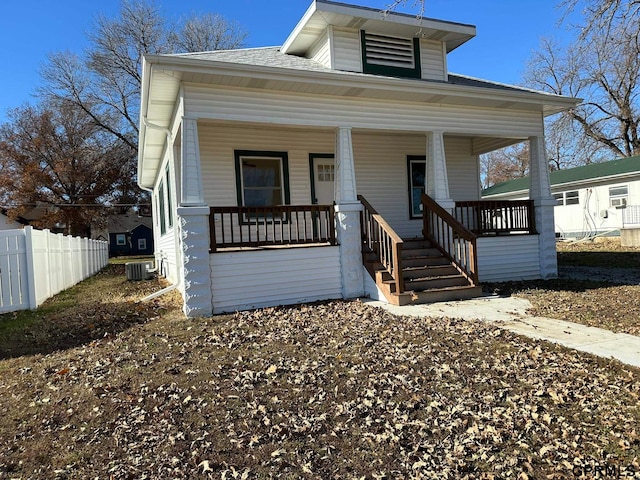 view of front facade featuring central AC unit