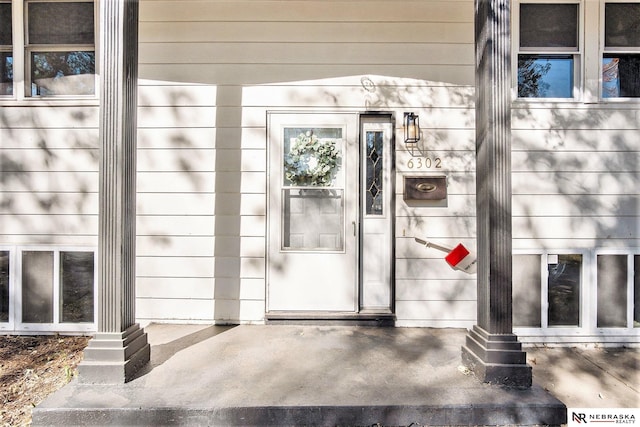 view of property entrance