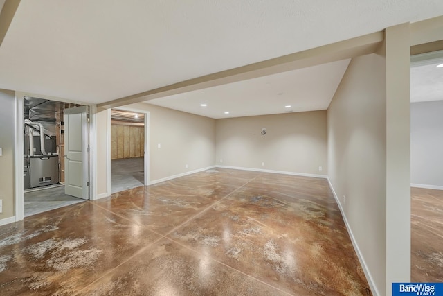 empty room featuring concrete flooring