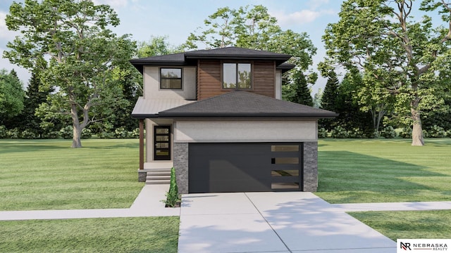 view of front of home with a front lawn, roof with shingles, and driveway