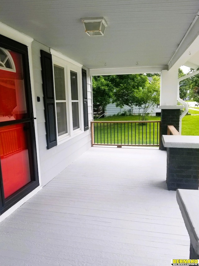 view of patio / terrace featuring covered porch