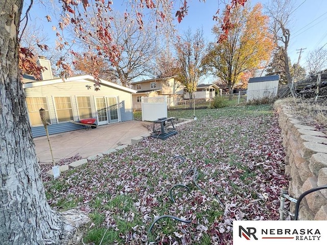 view of yard with a patio area