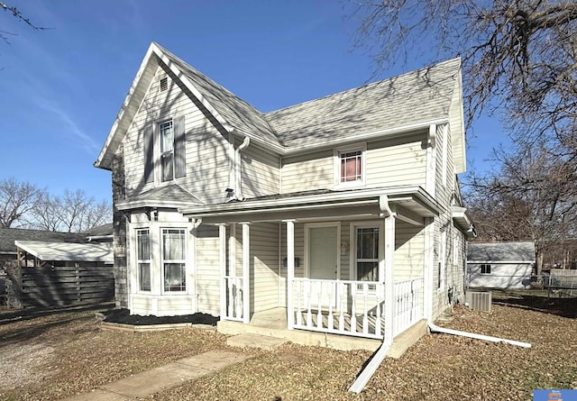 view of front facade featuring a porch