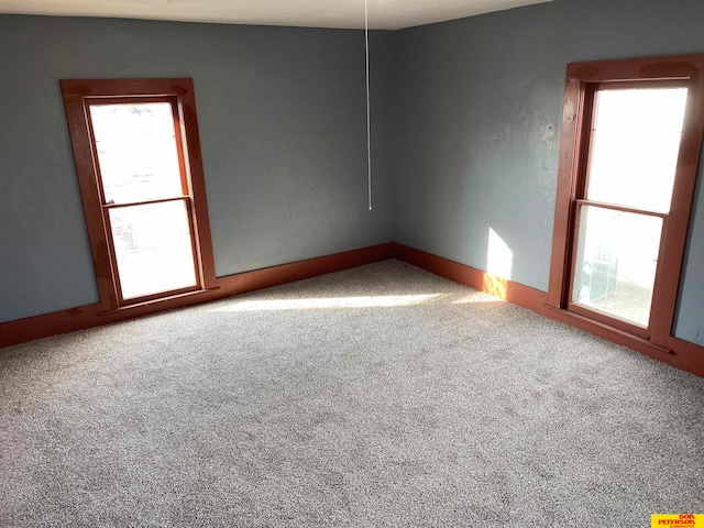 view of carpeted spare room