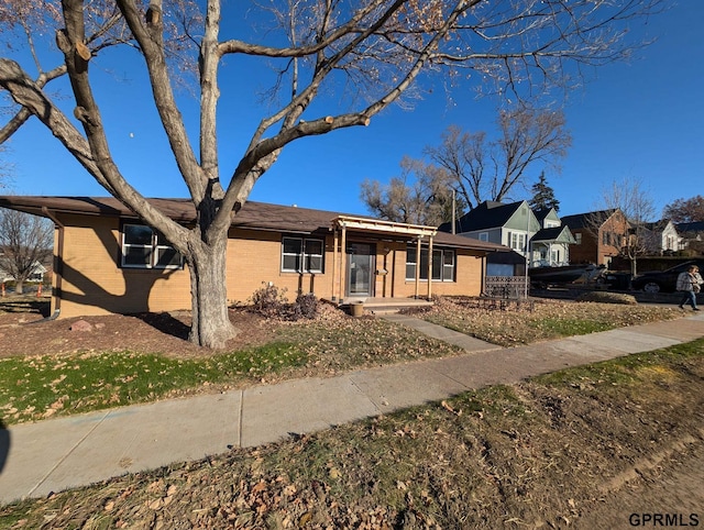 view of front of property