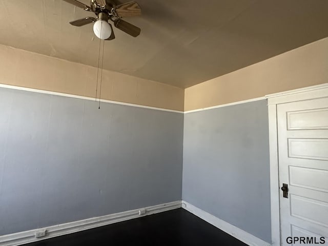 1424 4th Ave, Scottsbluff, NE 69361 - unfurnished room with ceiling fan