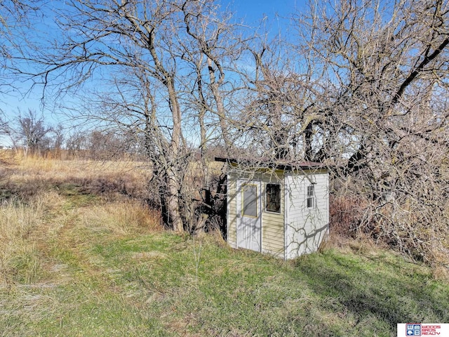 view of outdoor structure