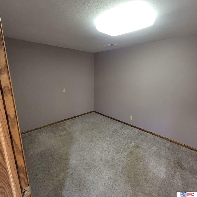 empty room with carpet